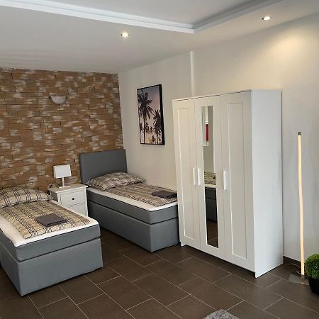Malibu Apartman & Jacuzzi ミシュコルツ エクステリア 写真